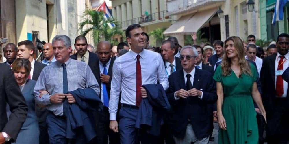 Sánchez con Canel en Cuba