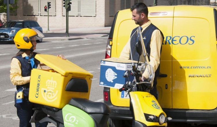 Trabajadores de correos