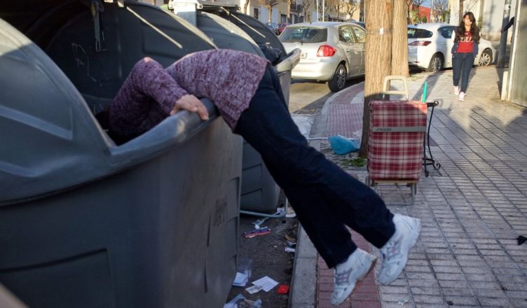 España pobreza basura