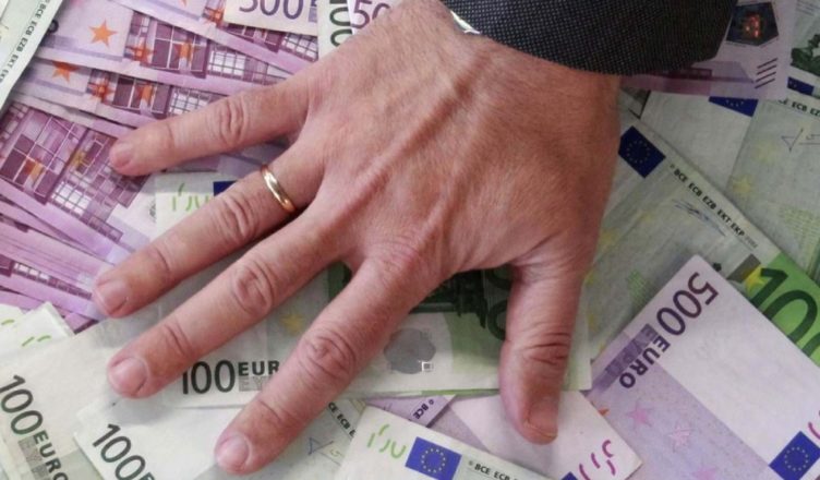 España - Saqueo dinero público