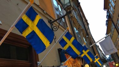 Suecia - Banderas calle