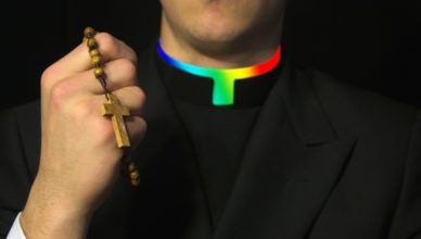 Sacerdote homosexual