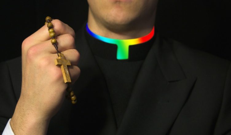 Sacerdote homosexual